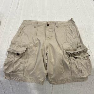 Hollister Men’s Cargo Shorts